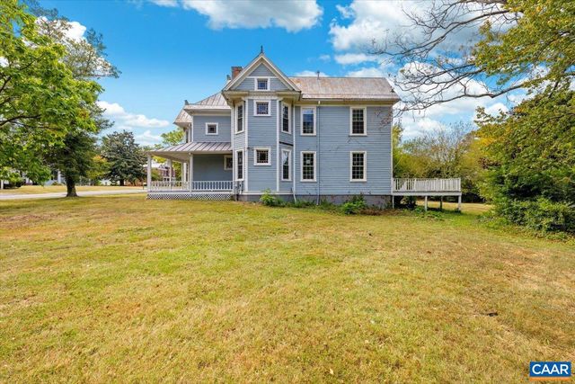 101 WEST ST, Louisa, VA 23093