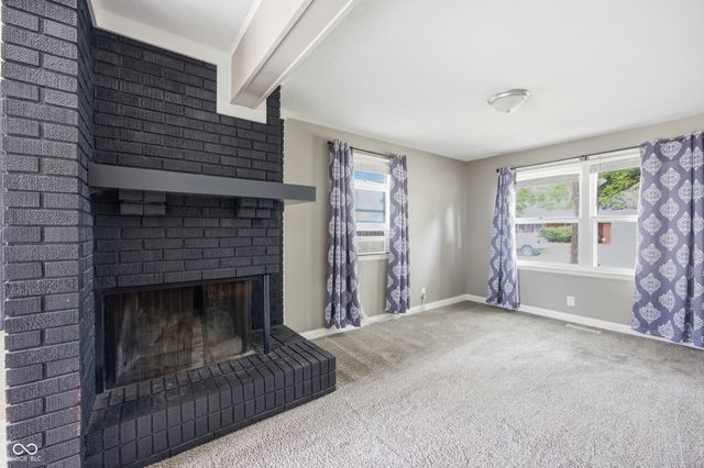 910 Heritage Lane, Anderson, IN 46013