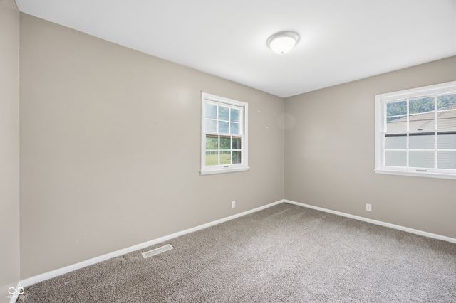 910 Heritage Lane, Anderson, IN 46013