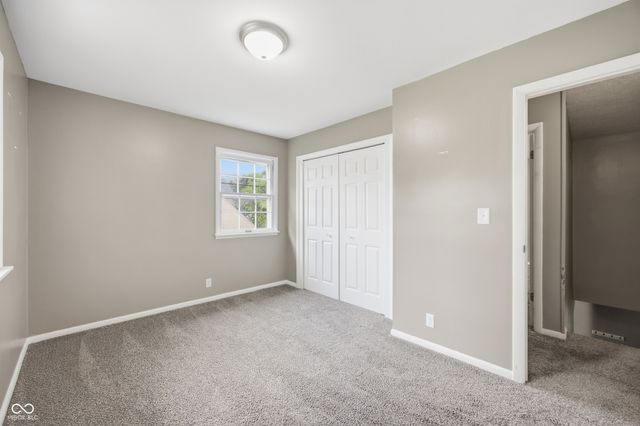 910 Heritage Lane, Anderson, IN 46013