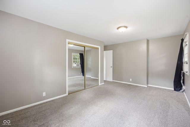 910 Heritage Lane, Anderson, IN 46013
