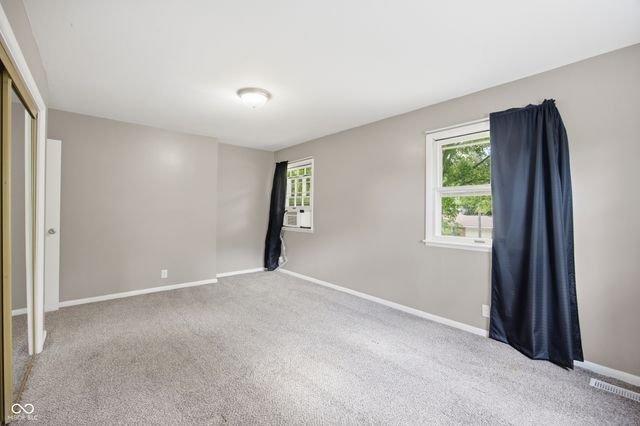 910 Heritage Lane, Anderson, IN 46013