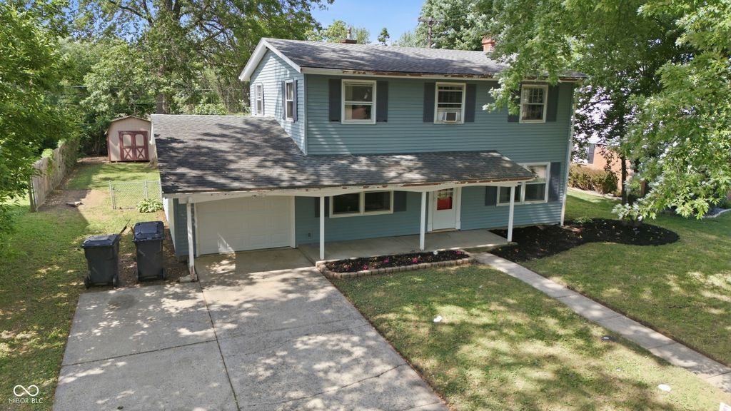 910 Heritage Lane, Anderson, IN 46013