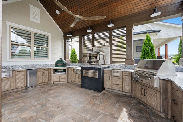 160 Wakeboard Way, Winchester, TN 37398