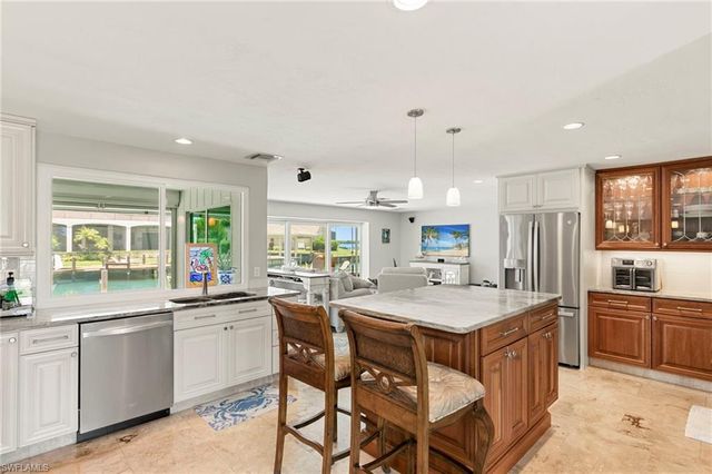 1784 Wavecrest CT, Marco Island, FL 34145