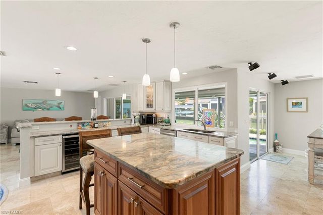 1784 Wavecrest CT, Marco Island, FL 34145