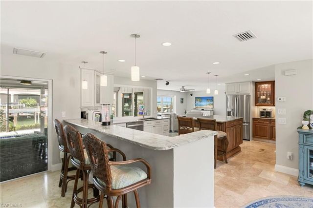 1784 Wavecrest CT, Marco Island, FL 34145