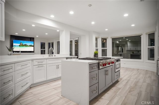 24868 Paseo Primario, Calabasas, CA 91302