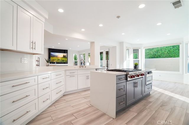 24868 Paseo Primario, Calabasas, CA 91302