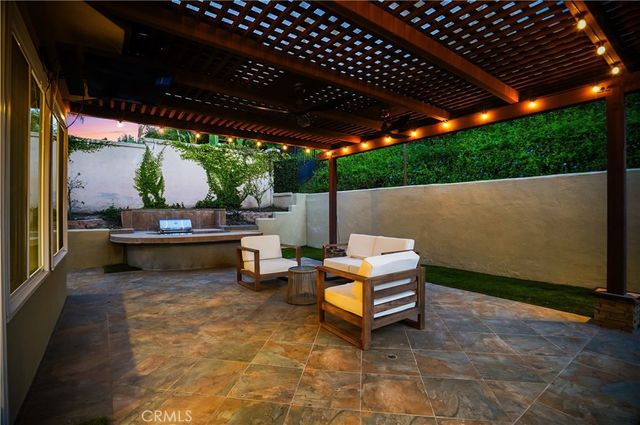 24868 Paseo Primario, Calabasas, CA 91302
