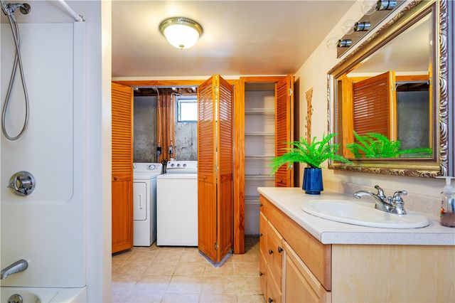 45 Brookdale Boulevard, Pawtucket, RI 02861