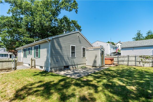 45 Brookdale Boulevard, Pawtucket, RI 02861