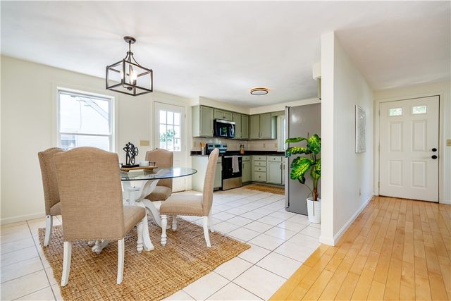45 Brookdale Boulevard, Pawtucket, RI 02861