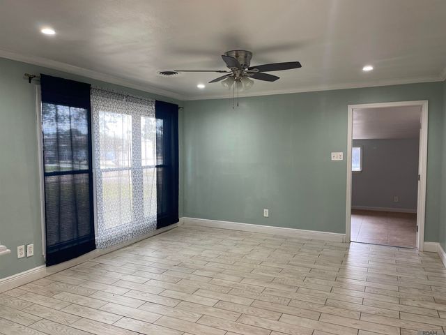 2011 Park Dr, Baton Rouge, LA 70819