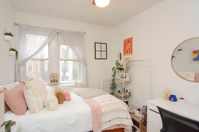 1929 W Crystal Street 2A, Chicago, IL 60622
