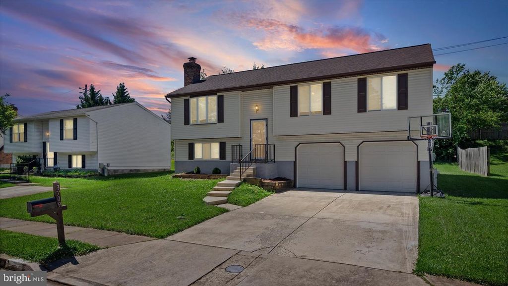 Image 1 of property listing at 3709 RED BERRY WAY, Nottingham, MD 21236
