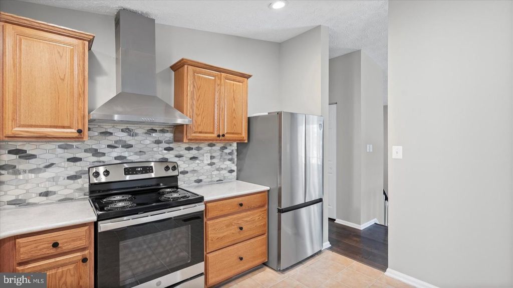 Image 15 of property listing at 3709 RED BERRY WAY, Nottingham, MD 21236