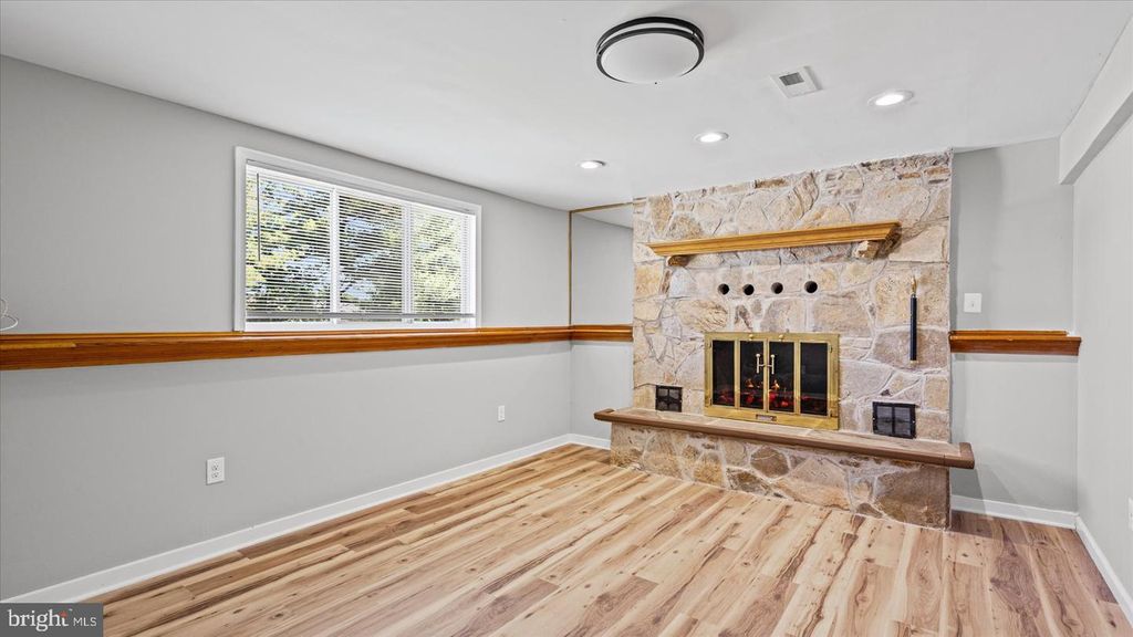 Image 31 of property listing at 3709 RED BERRY WAY, Nottingham, MD 21236