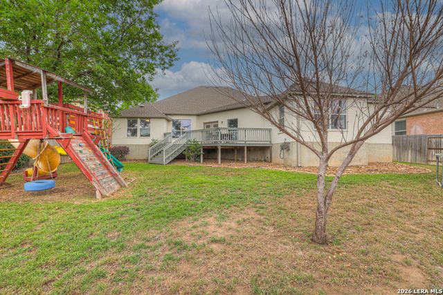 2335 Oak Pebble, New Braunfels, TX 78132