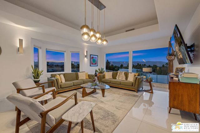 775 W Racquet Club Road, Palm Springs, CA 92262