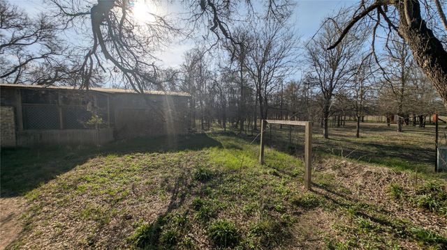 107 Patti CV N, Bastrop, TX 78602