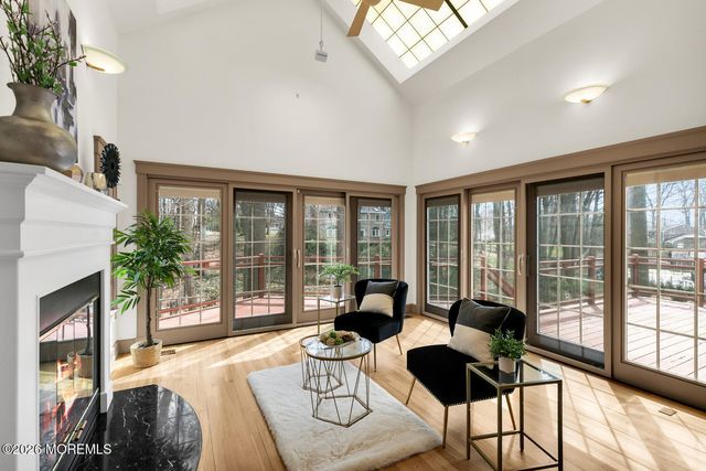 44 Tall Tree Road, Middletown, NJ 07748