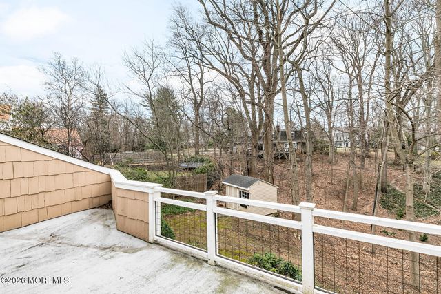 44 Tall Tree Road, Middletown, NJ 07748