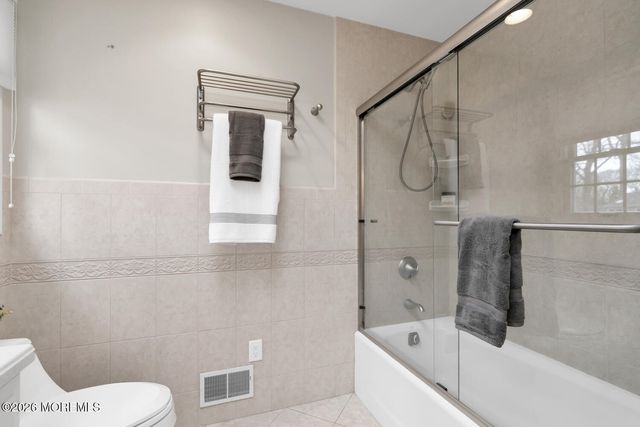 44 Tall Tree Road, Middletown, NJ 07748