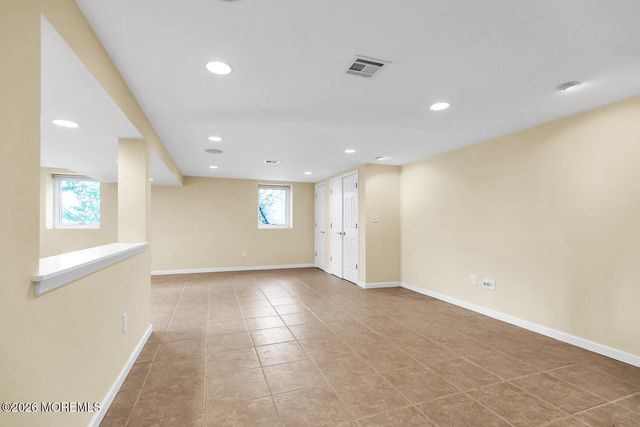 44 Tall Tree Road, Middletown, NJ 07748