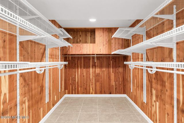 44 Tall Tree Road, Middletown, NJ 07748