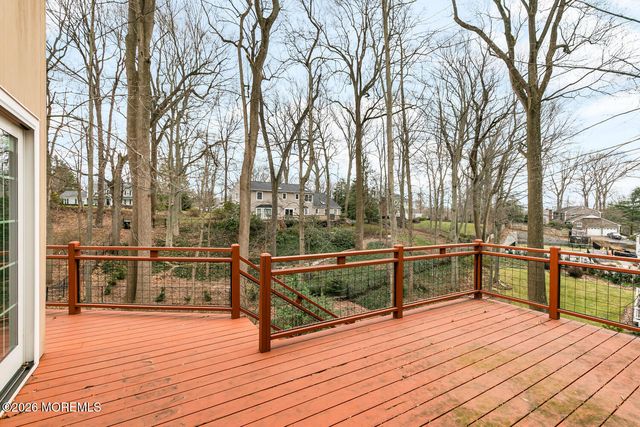 44 Tall Tree Road, Middletown, NJ 07748