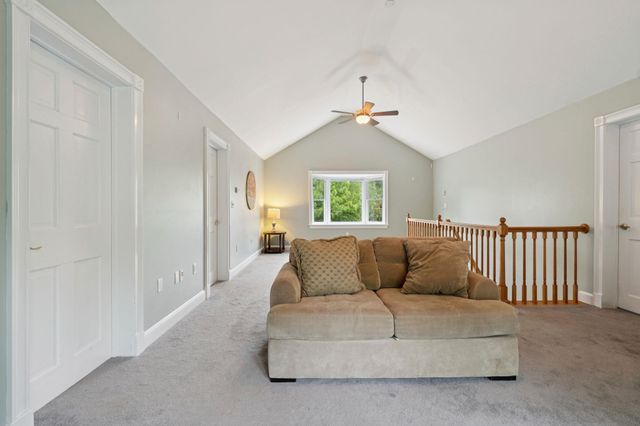 129 North Road, Hillsborough, NH 03244