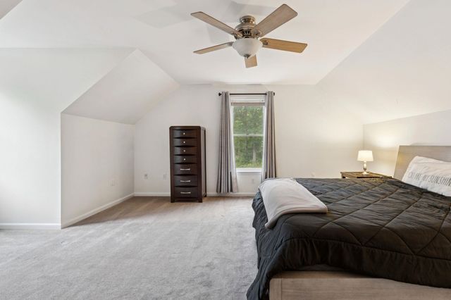 129 North Road, Hillsborough, NH 03244