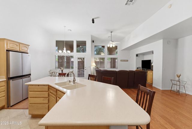 781 W SAN MARCOS Drive, Chandler, AZ 85225