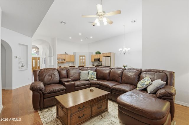 781 W SAN MARCOS Drive, Chandler, AZ 85225