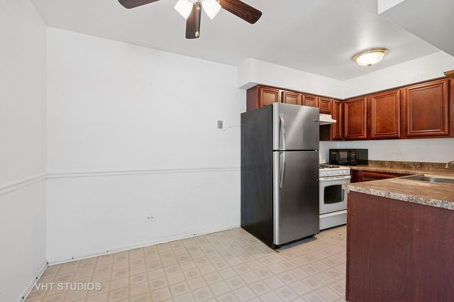 456 Inverrary Lane, Deerfield, IL 60015