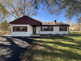 4415 Mayfair Drive, Mchenry, IL 60051