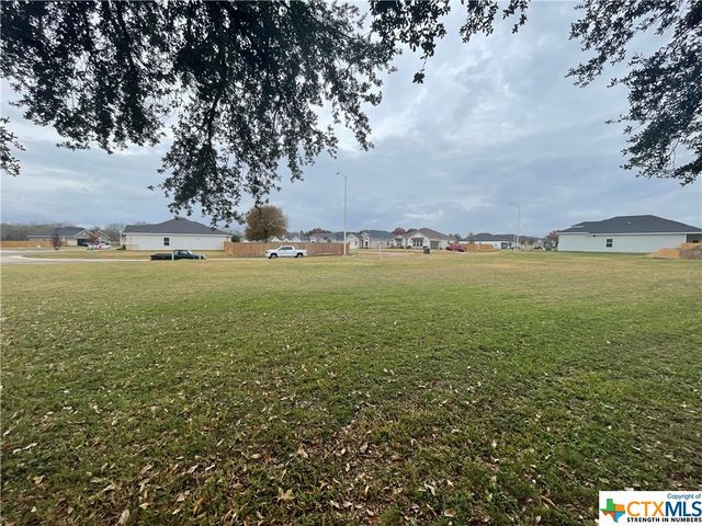 313 Club View, Seguin, TX 78155