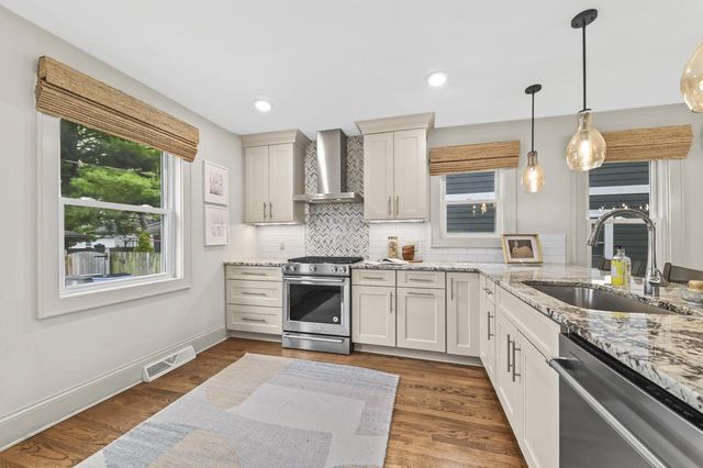 4954 Diversey BOULEVARD, Whitefish Bay, WI 53217