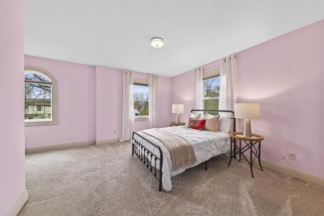 4954 Diversey BOULEVARD, Whitefish Bay, WI 53217
