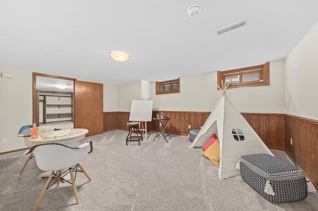 4954 Diversey BOULEVARD, Whitefish Bay, WI 53217