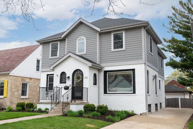 4954 Diversey BOULEVARD, Whitefish Bay, WI 53217