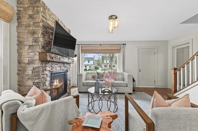 4954 Diversey BOULEVARD, Whitefish Bay, WI 53217