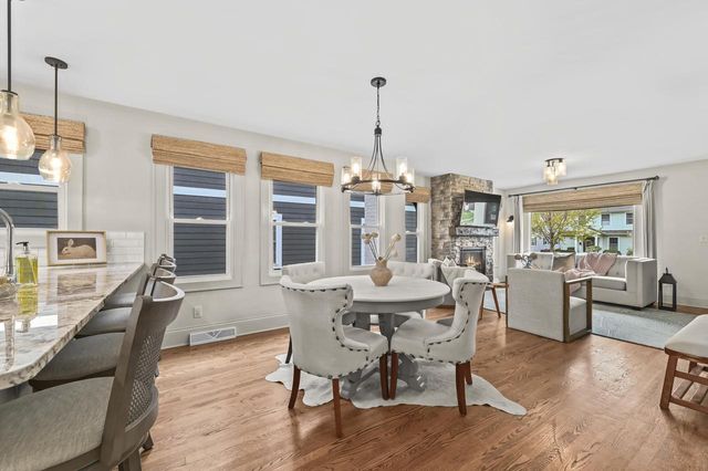 4954 Diversey BOULEVARD, Whitefish Bay, WI 53217