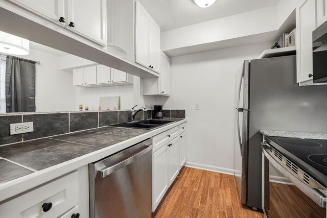 3224 Timmons Lane 123, Houston, TX 77027