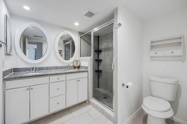 3224 Timmons Lane 123, Houston, TX 77027