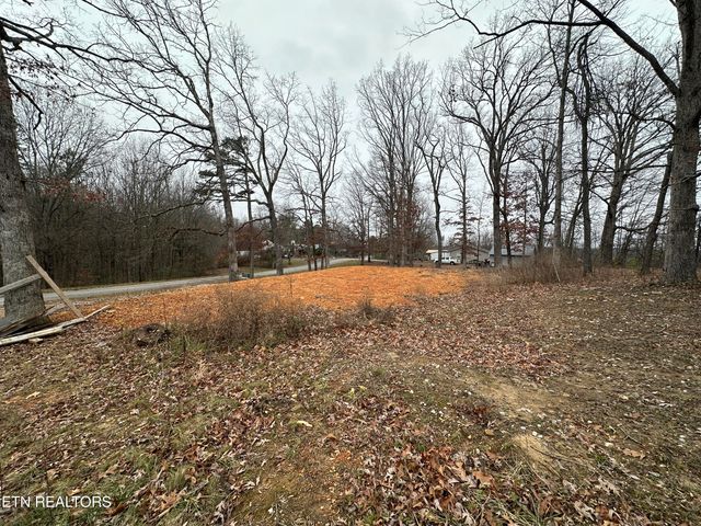 2100 Old Wolf River Rd, Jamestown, TN 38556