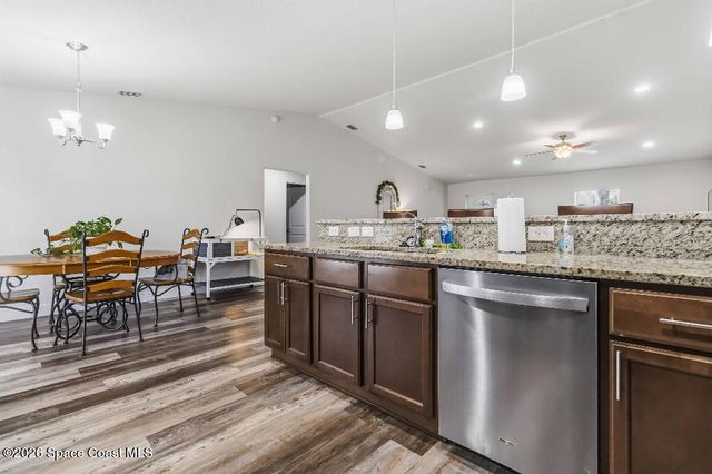 1380 Rascal Street SE, Palm Bay, FL 32909