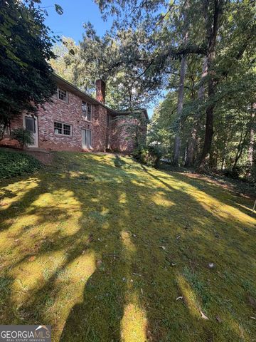 1663 Kings Down Circle, Atlanta, GA 30338