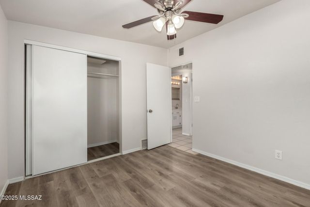 4917 N Sunrise Avenue, Tucson, AZ 85705